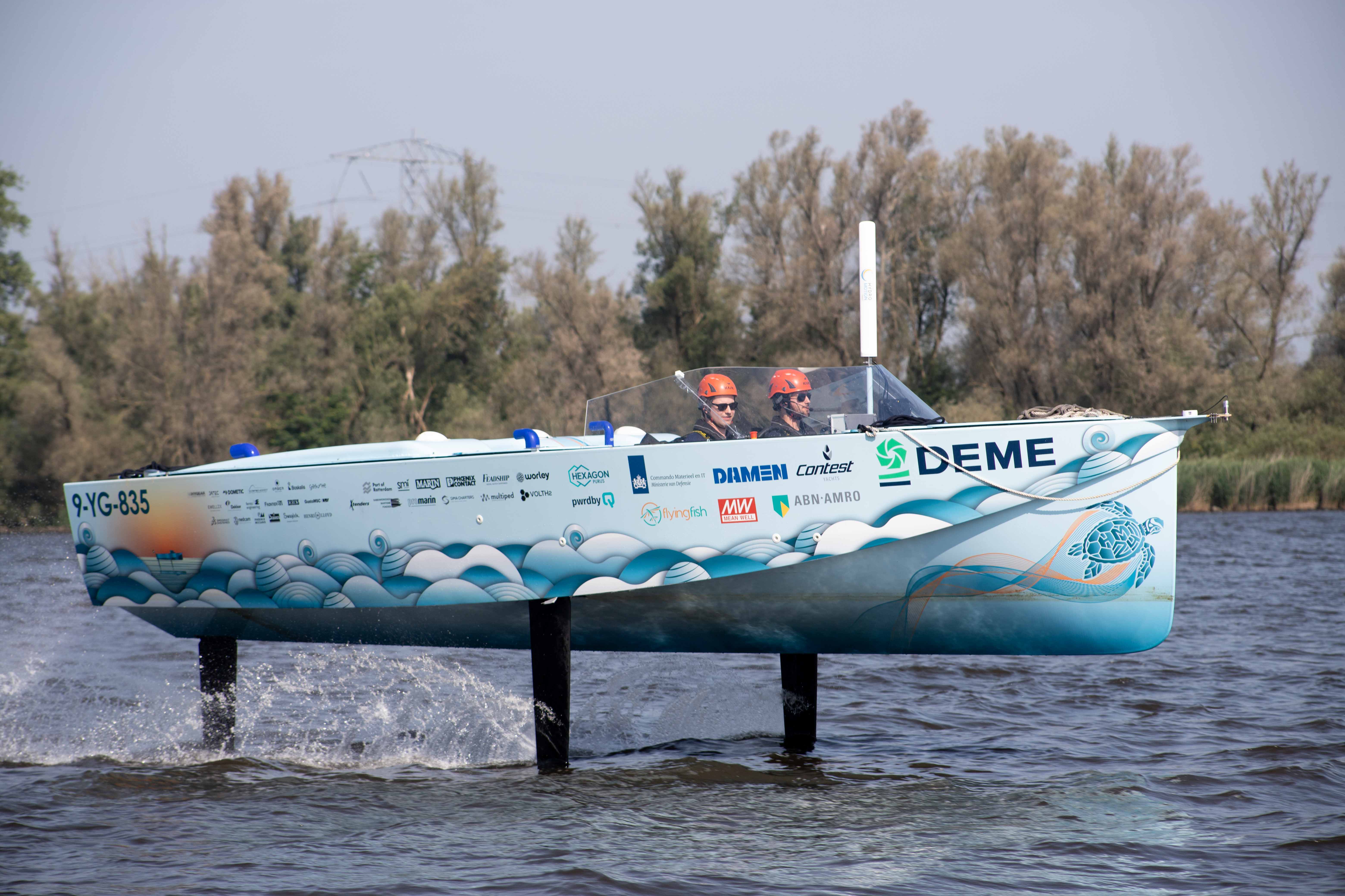 TU Delft Hydro Motion Team Foiling Boat 2024